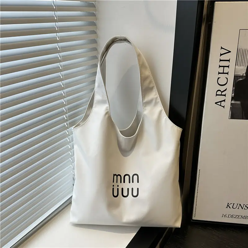 Women's Printed Shoulder Bags 2025 Black White Silver - Image 6