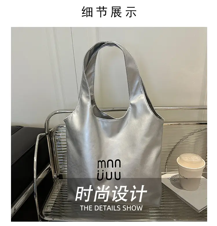 Women's Printed Shoulder Bags 2025 Black White Silver — feature 3