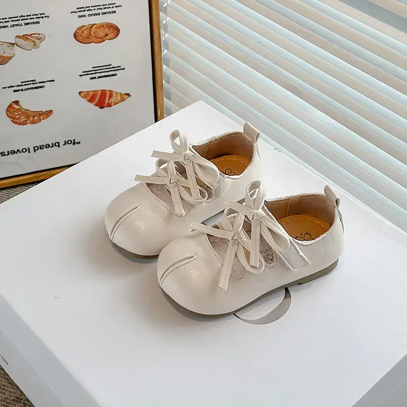 Little Girl Leather Shoes Princess Design 2025