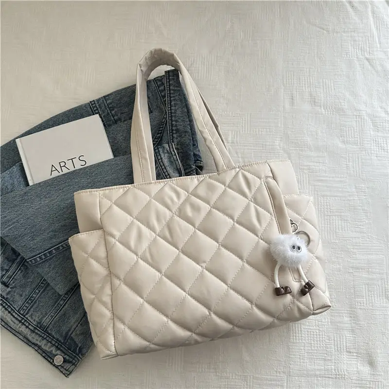 Black Quilted Women's Shoulder Bag 2025 New Commuter - Image 5
