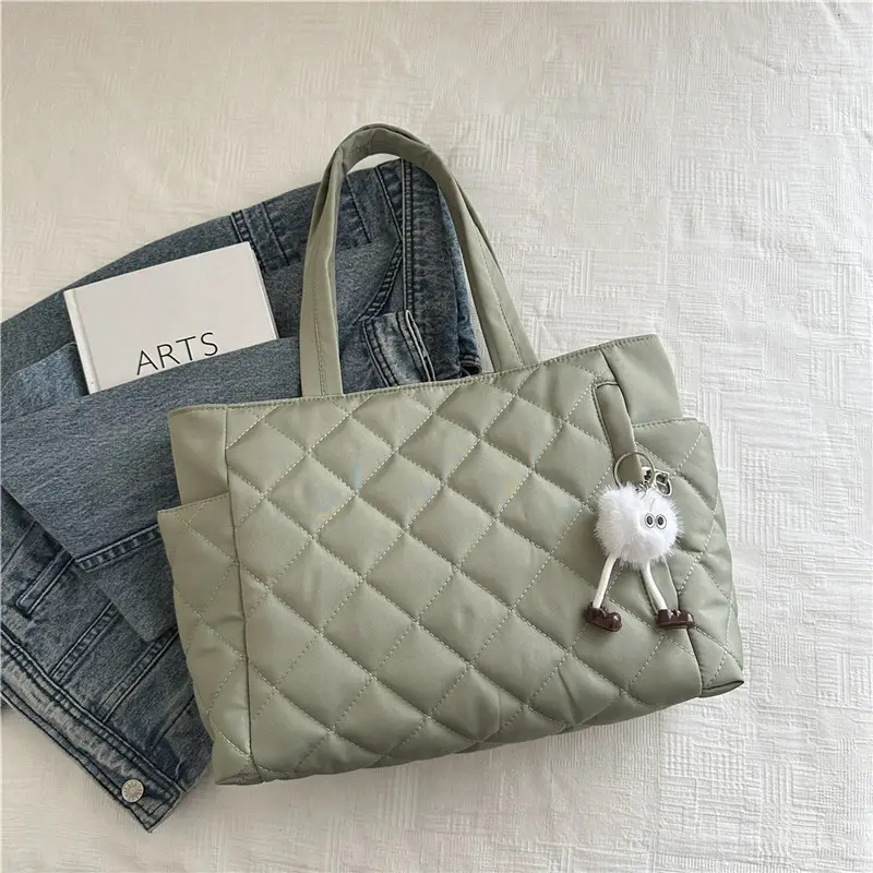 Black Quilted Women's Shoulder Bag 2025 New Commuter - Image 6