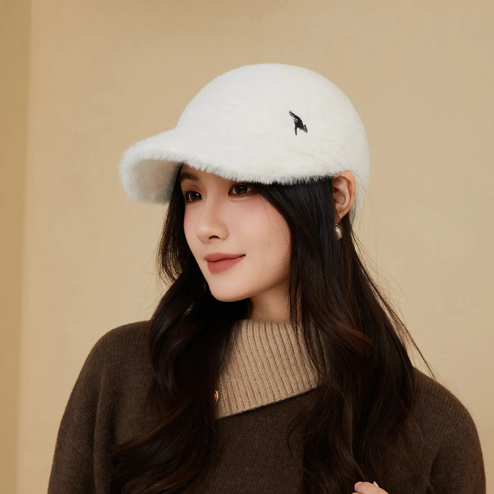 New Korean Style Plush Baseball Cap Women Winter Cycling Travel