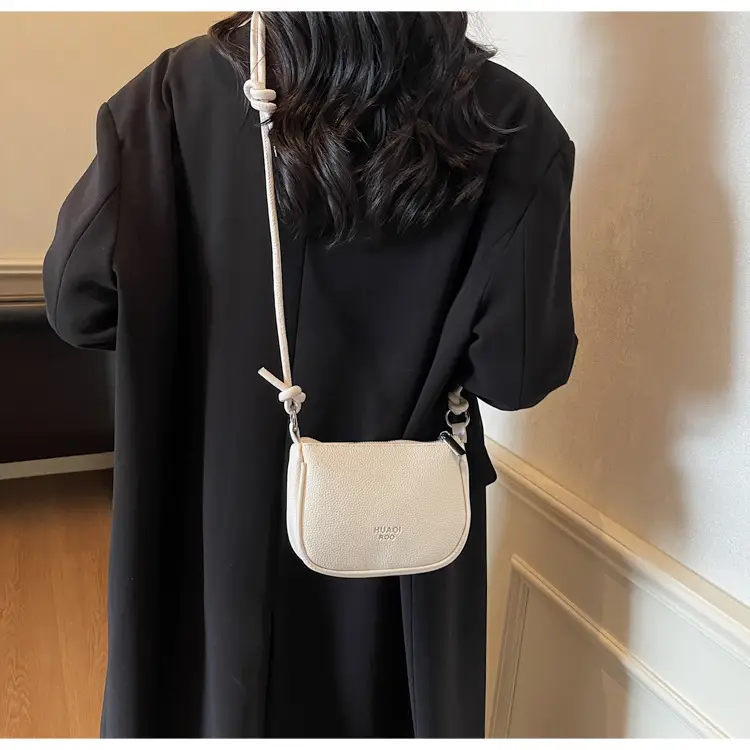 Yellow Korean Style Crossbody Bag with Zipper Closure — feature 17