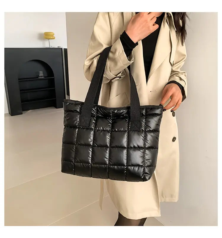 Women's Silver Puffer Tote Bag 2026 Summer — feature 37