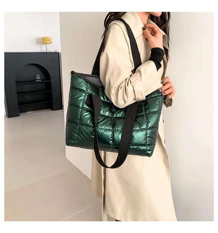 Women's Silver Puffer Tote Bag 2026 Summer — feature 47
