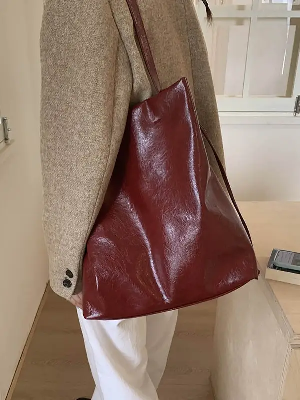 Women's Retro Leather Shoulder Bag Large Capacity Brown