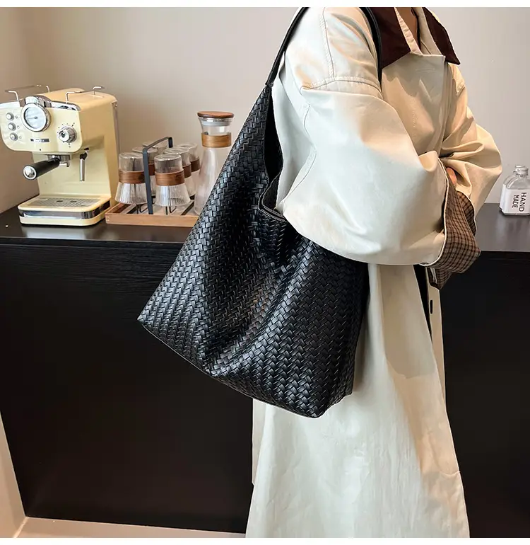Women Woven Bucket Bag Large Capacity Autumn Winter — feature 26