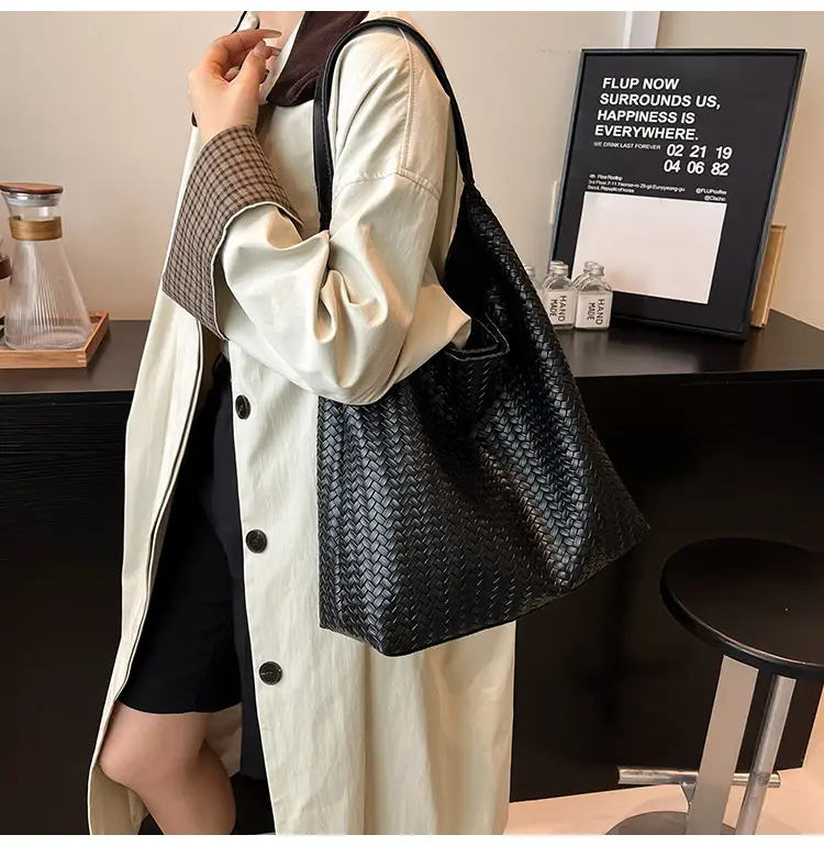 Women Woven Bucket Bag Large Capacity Autumn Winter — feature 28