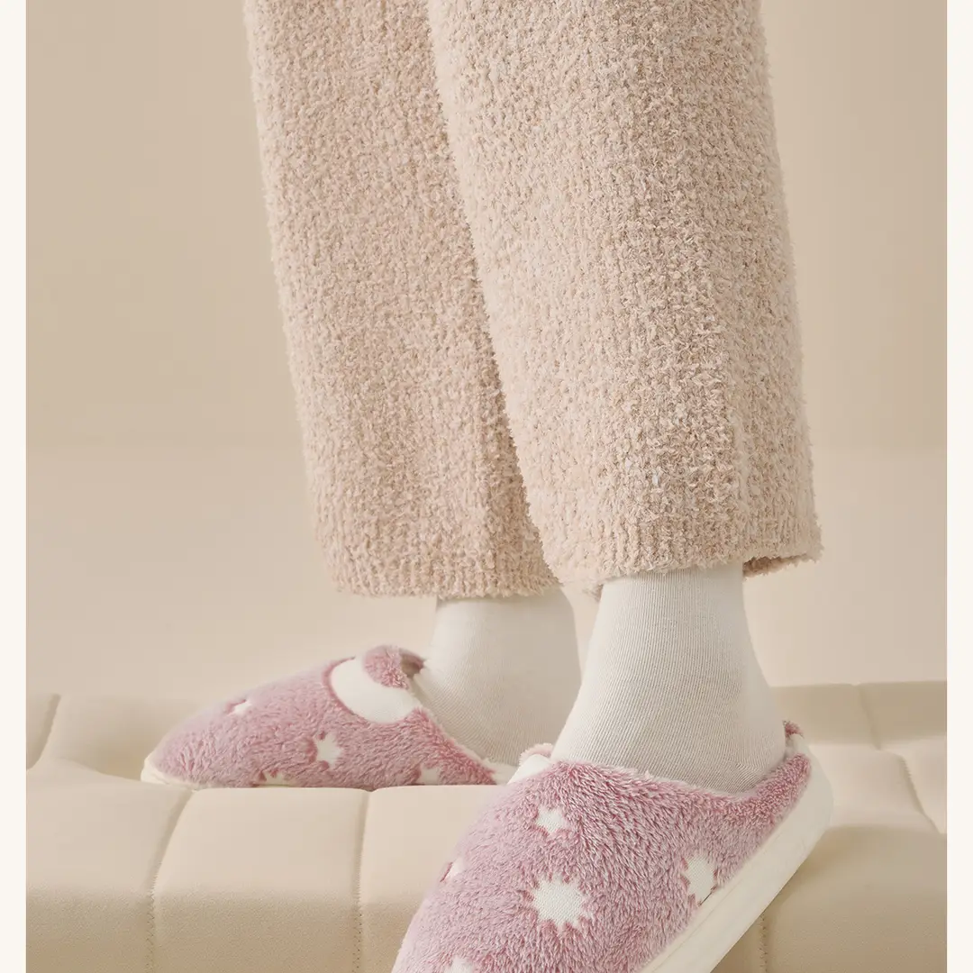 Starry Sky Cotton Slippers for Women, Autumn and Winter Indoor Home, Thick-Soled Non-Slip Fleece-Lined, Warm and Lint-Free Cotton Slippers for Men — feature 13
