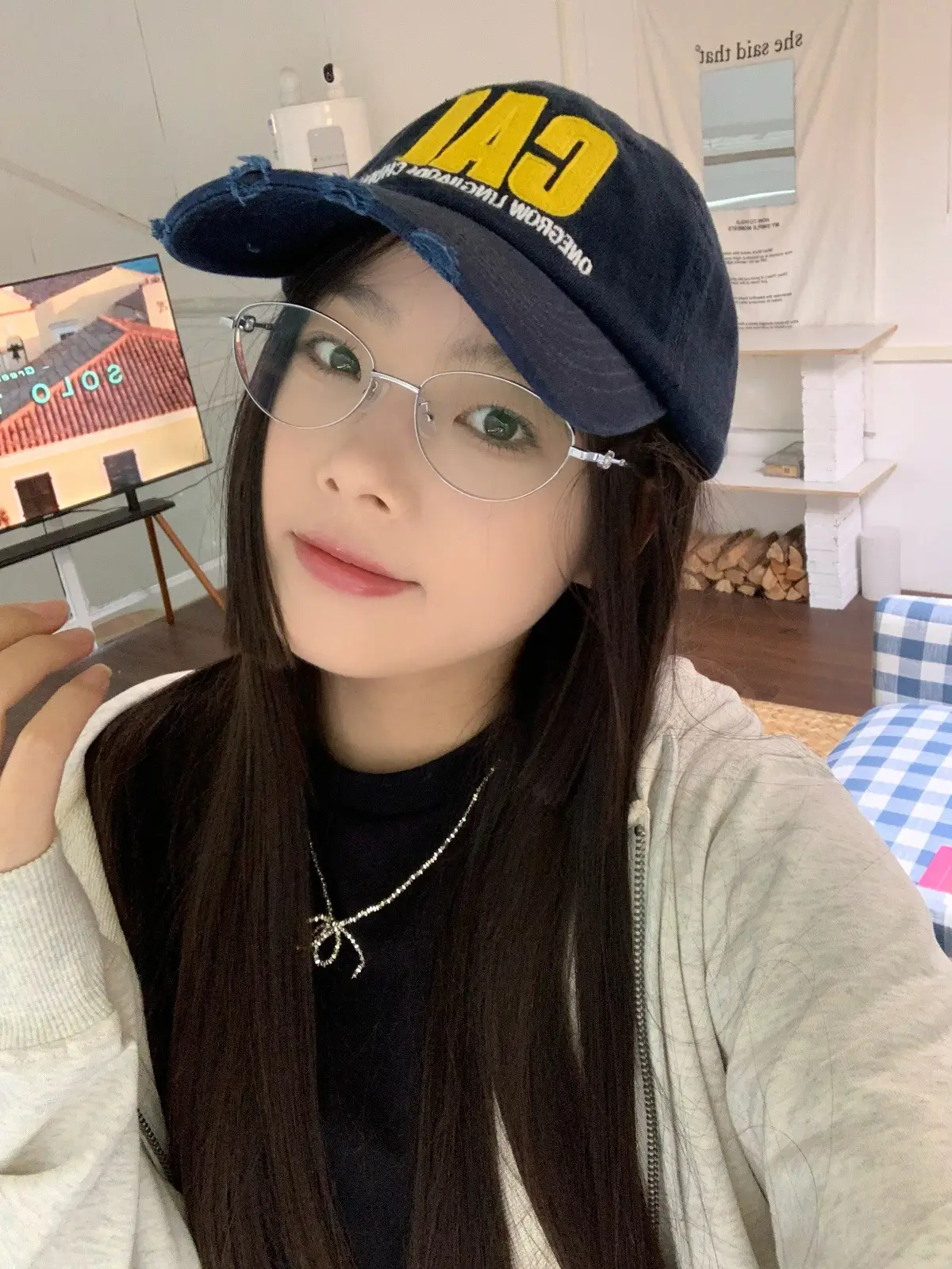 Women Baseball Cap with Letter Embroidery, Distressed Duckbill Cap for Spring — feature 8