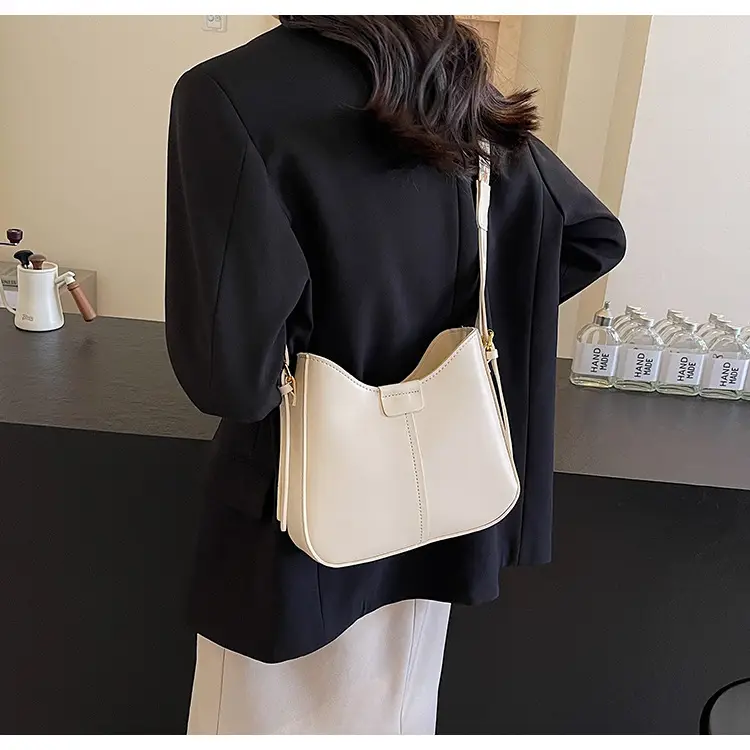 Women Crossbody Bag Brown Leather Wide Strap — feature 20