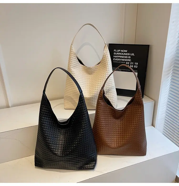 Brown Woven Shoulder Bag for Women Large Capacity — feature 12