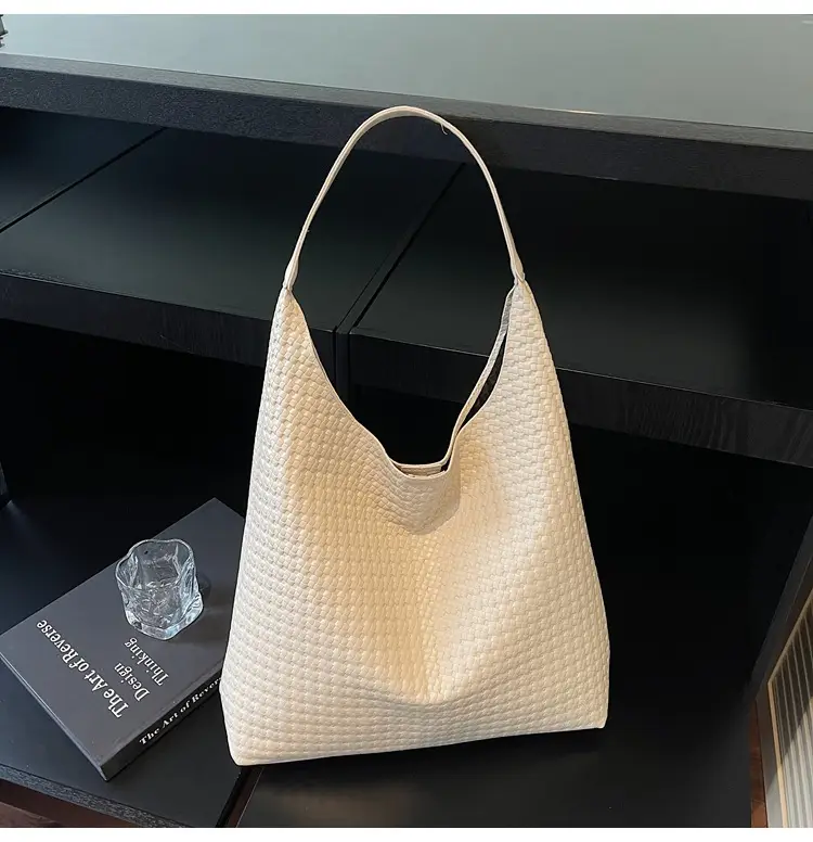 Brown Woven Shoulder Bag for Women Large Capacity — feature 17