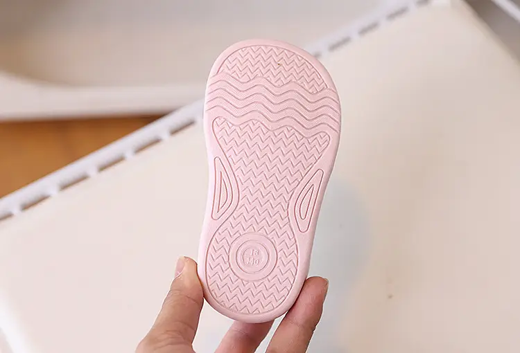 Pink Soft-Soled Toddler Baby Sneakers for Girls — feature 15