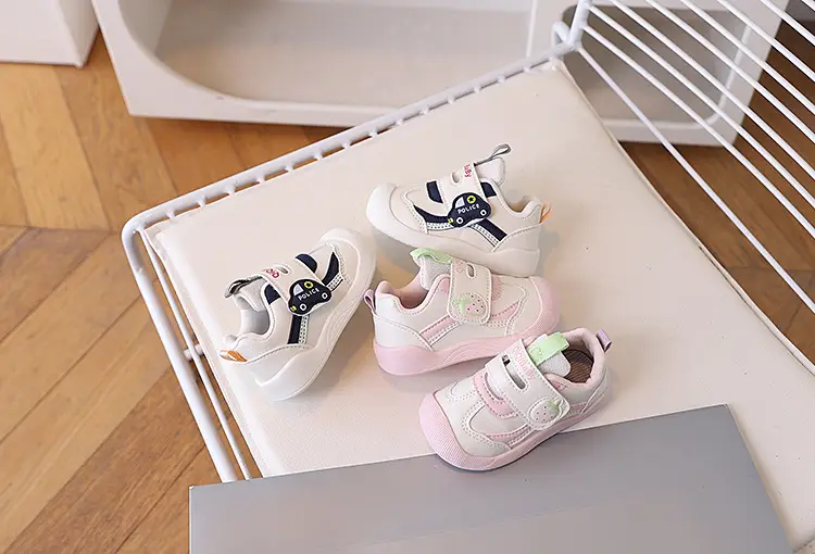 Pink Soft-Soled Toddler Baby Sneakers for Girls — feature 3