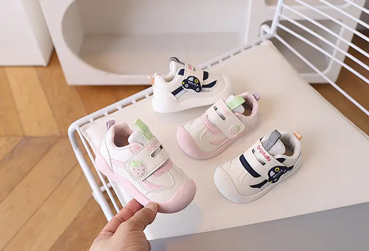 Pink Soft-Soled Toddler Baby Sneakers for Girls — feature 4