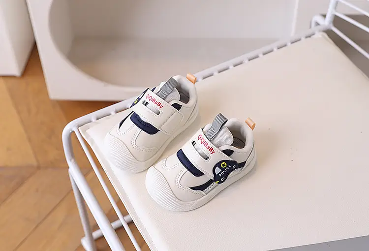 Pink Soft-Soled Toddler Baby Sneakers for Girls — feature 5