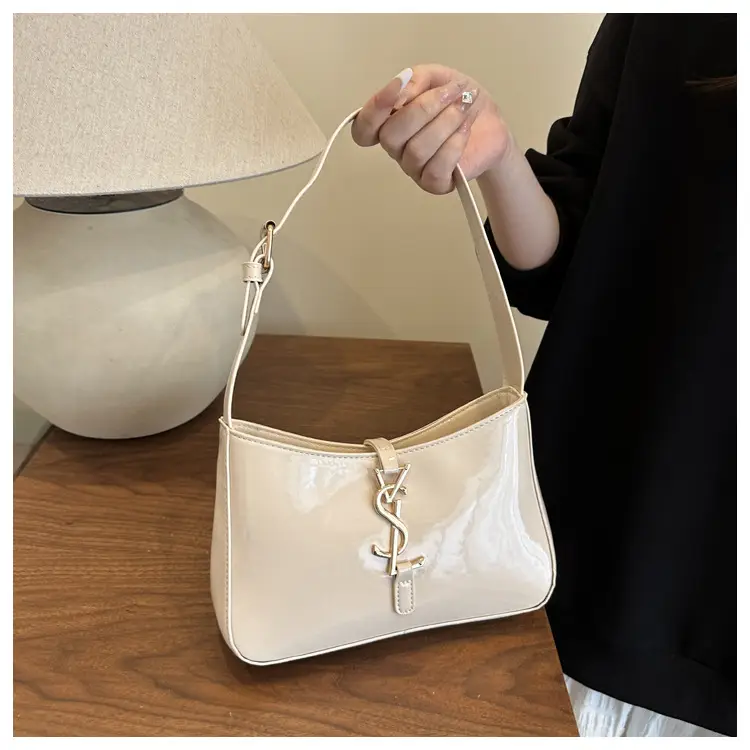 Silver YSL Style Armpit Bag Large Capacity Luxury Commuter — feature 1
