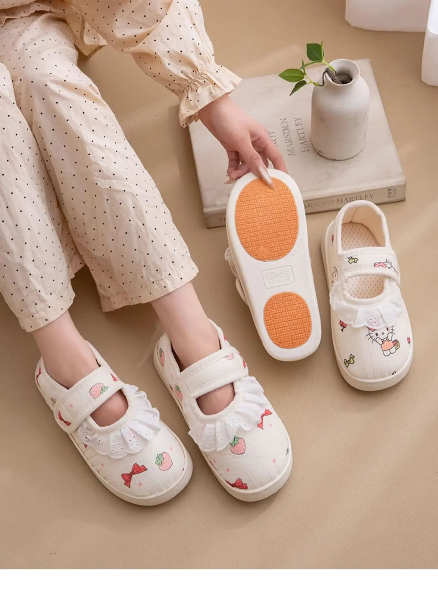 Maternity Slippers for Pregnant Women White Soft Sole — feature 11