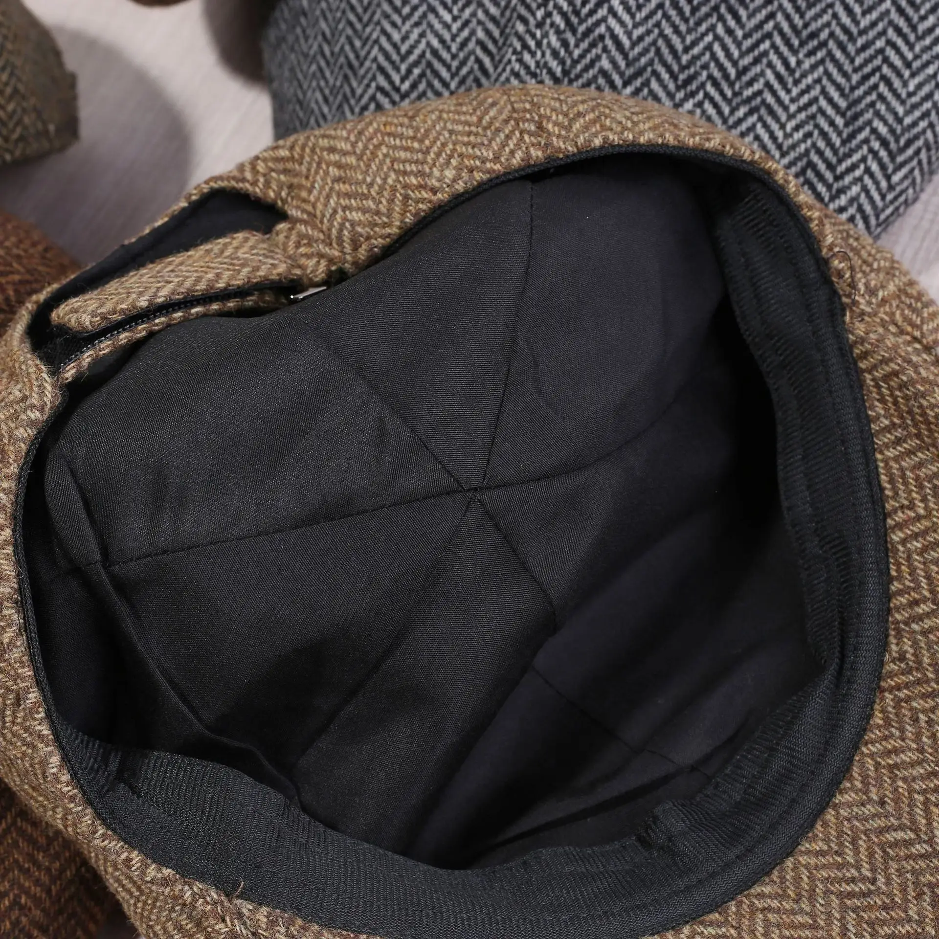 Women Duckbill Cap Autumn Winter Retro Brown Grey — feature 13