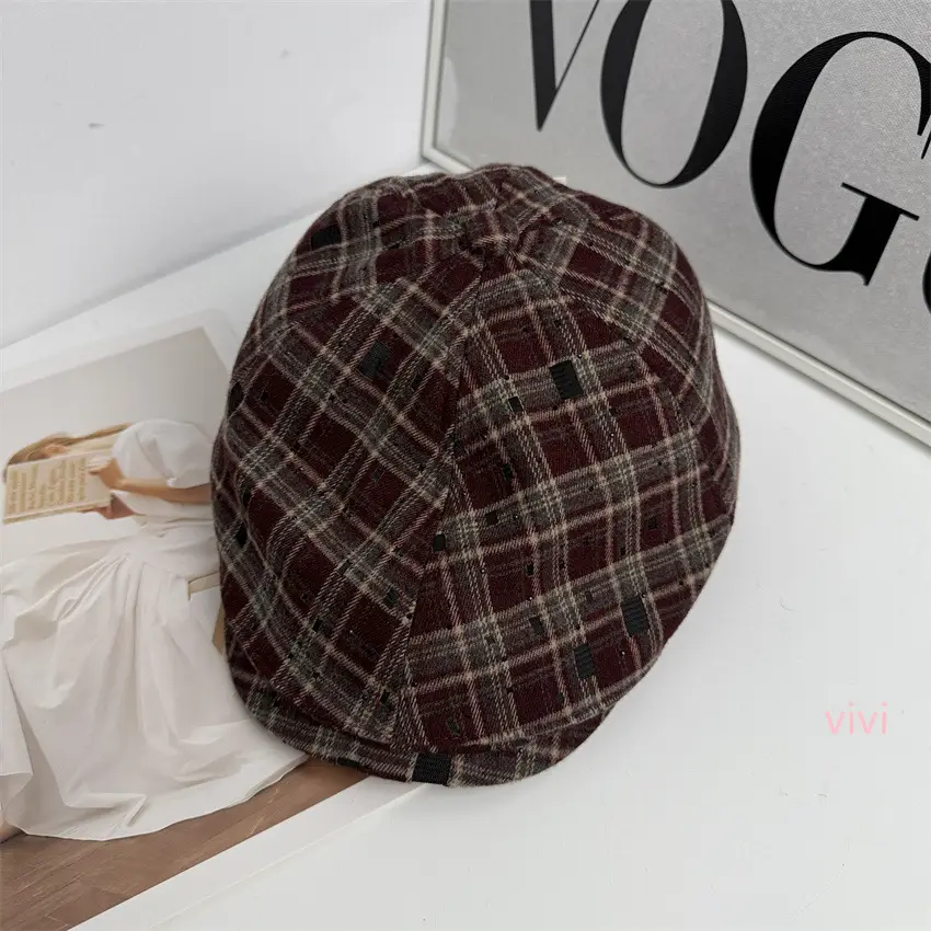 New British Style Plaid Cap for Women Autumn Casual Reversible - Image 2