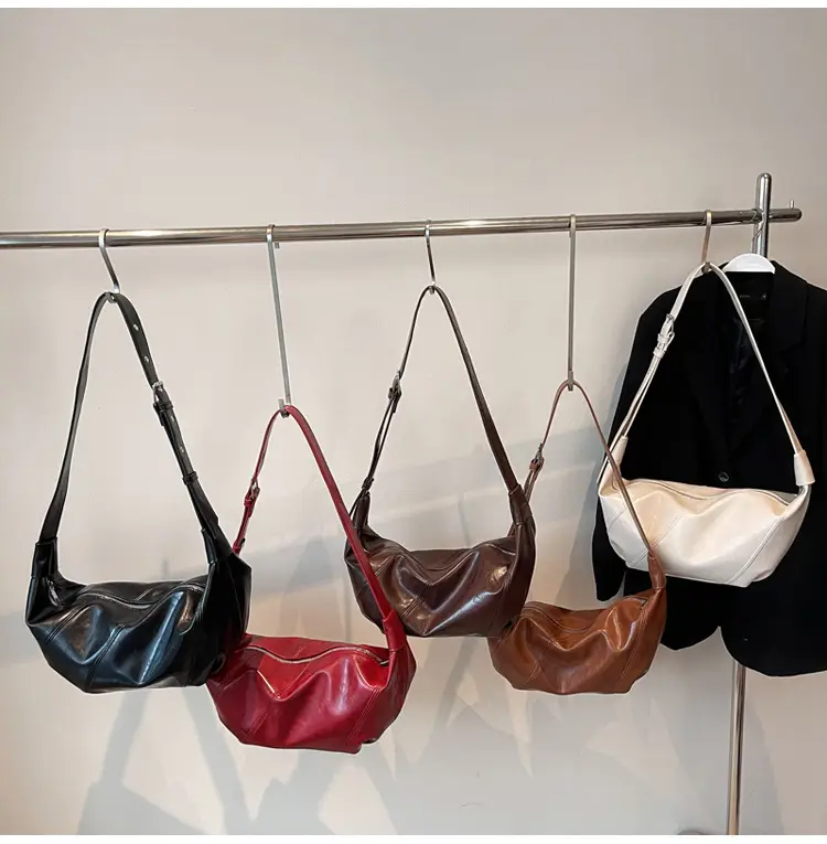 Red Leather Shoulder Bag for Women 2026 — feature 1