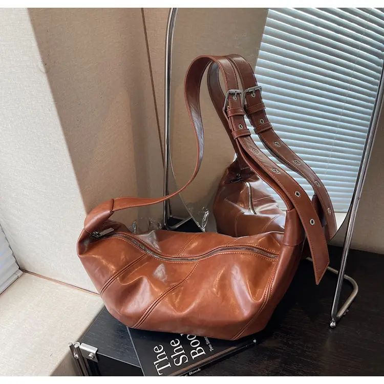 Red Leather Shoulder Bag for Women 2026 — feature 15
