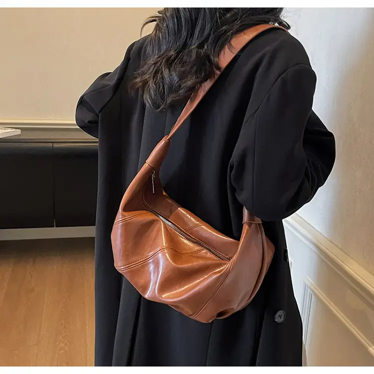 Red Leather Shoulder Bag for Women 2026 — feature 20