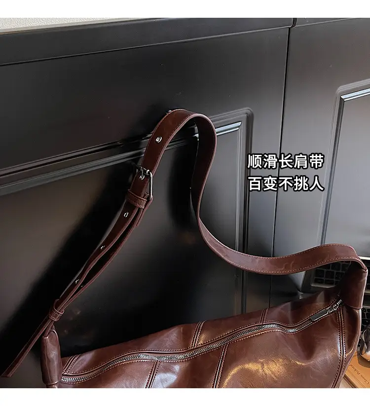 Red Leather Shoulder Bag for Women 2026 — feature 3