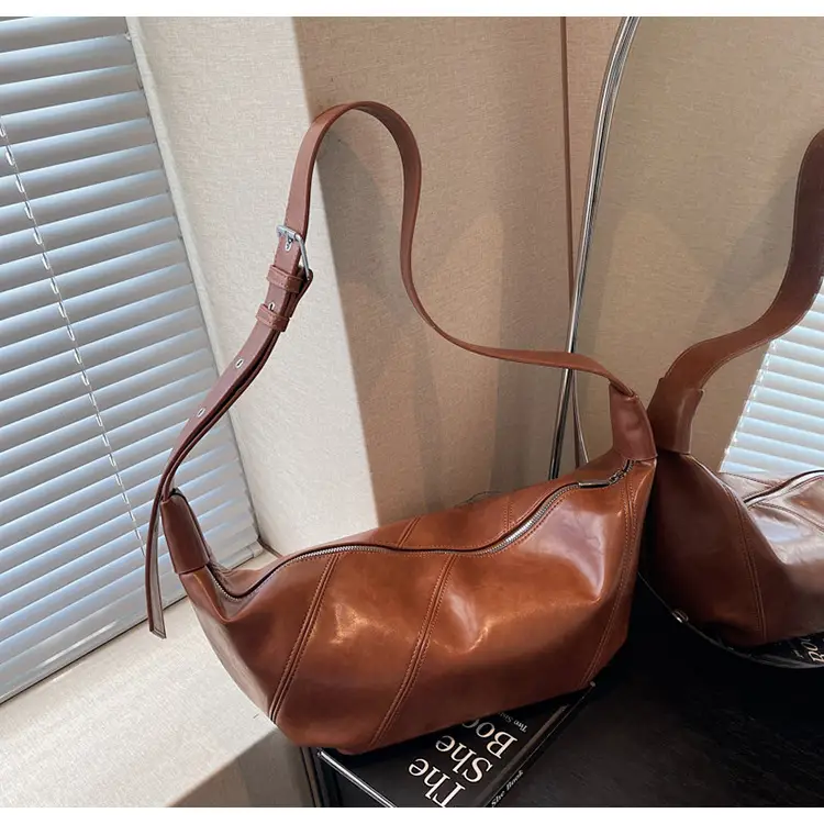 Red Leather Shoulder Bag for Women 2026 - Image 3