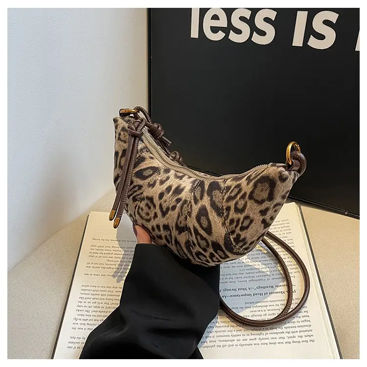 Leopard Print Shoulder Crossbody Bag for Women 2025 — feature 19