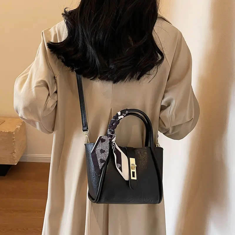 Retro Brown Crossbody Bag for Women with Logo - Image 7