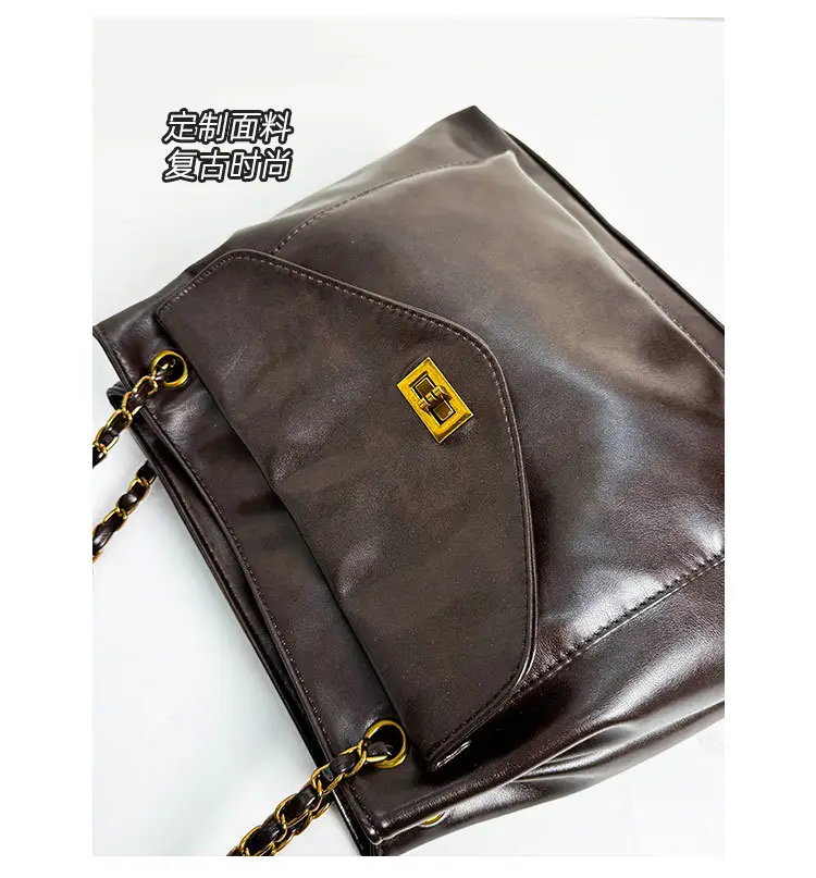 Black Leather Shoulder Bag with Gold Chain — feature 8