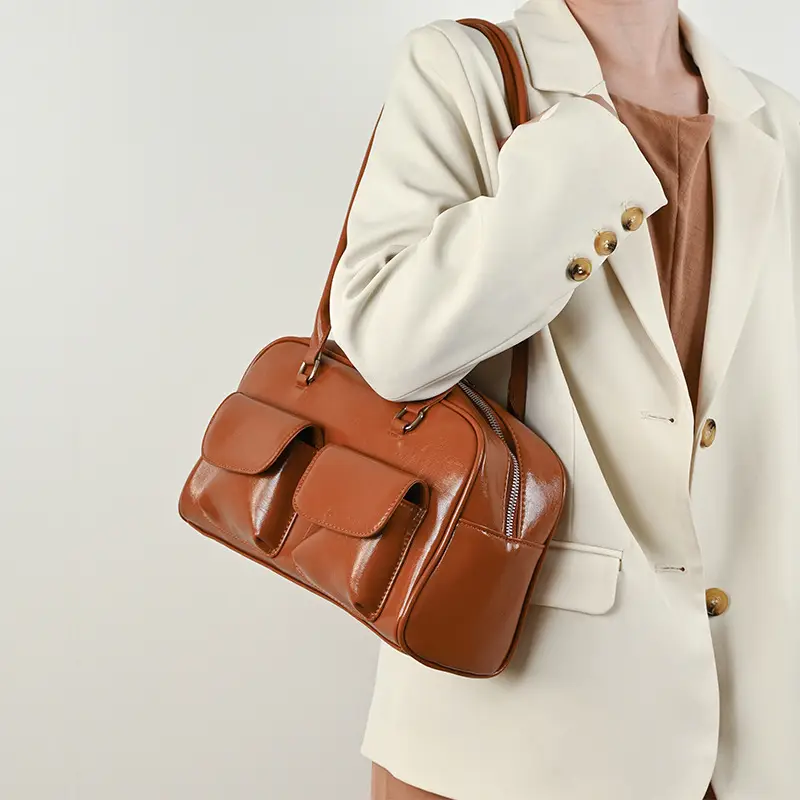 Customized Korean Style Wax Leather Tote Bag Large Capacity