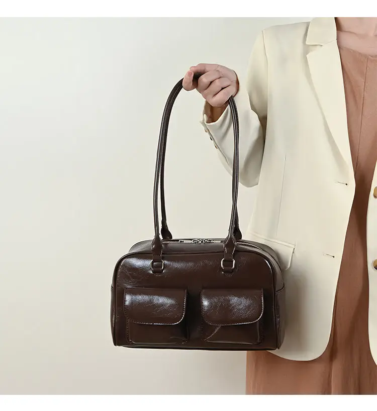 Customized Korean Style Wax Leather Tote Bag Large Capacity — feature 3