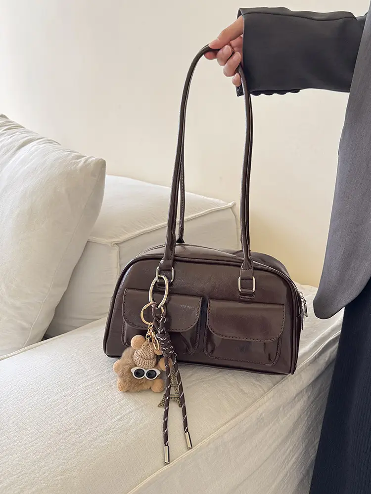 Customized Korean Style Wax Leather Tote Bag Large Capacity — feature 9