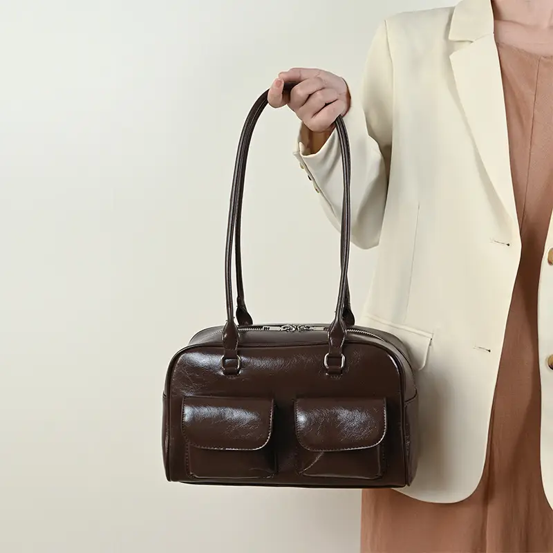 Customized Korean Style Wax Leather Tote Bag Large Capacity