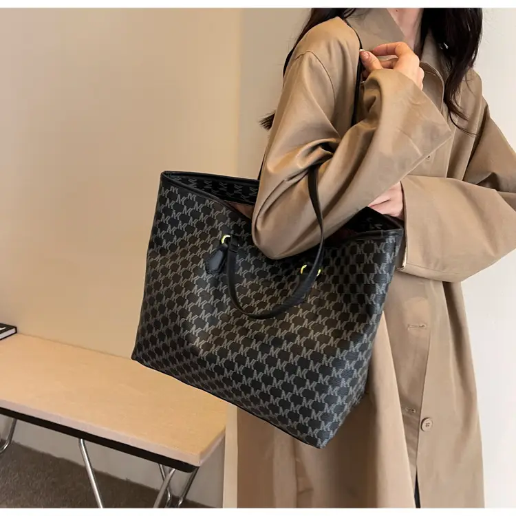 Women's Retro Brown Yellow Shoulder Bag 2025 — feature 8