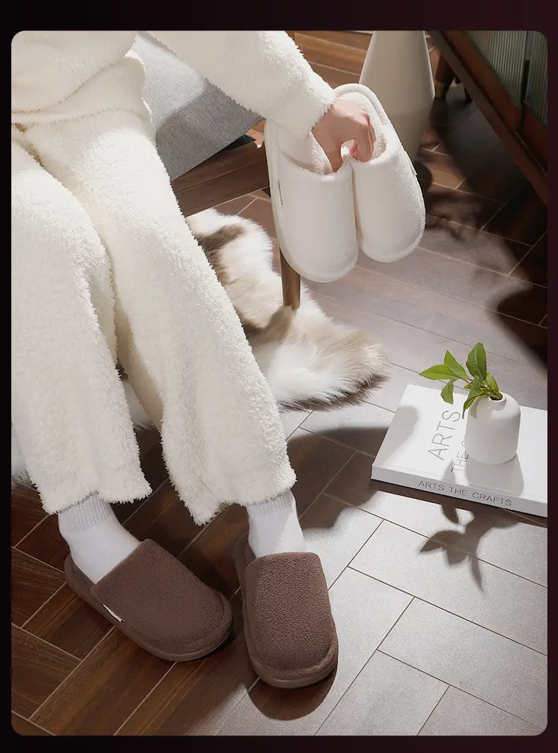 Antibacterial Cotton Slippers for Women Winter 2025 New Indoor Home Anti-Slip and Deodorant Household Autumn and Winter Baotou Wool Slippers for Men — feature 11