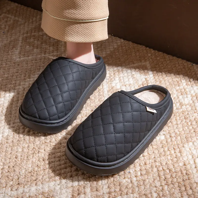 Waterproof Cotton Slippers Women Winter Warm Indoor Home Shoes Pu Lightweight Stuffed Slippers Non-Slip Thick Ladies Cotton Shoes