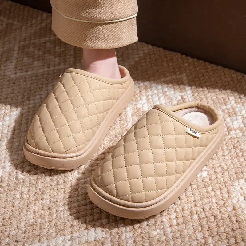 Waterproof Cotton Slippers Women Winter Warm Indoor Home Shoes Pu Lightweight Stuffed Slippers Non-Slip Thick Ladies Cotton Shoes