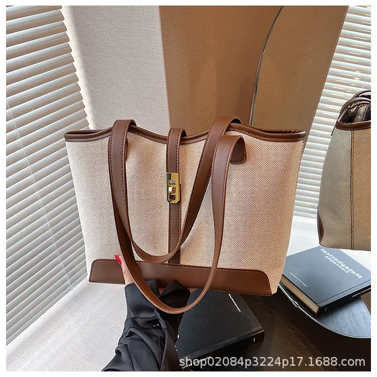 2026 Large Capacity Women's Tote Bag with Gold Plated Handle - Image 2
