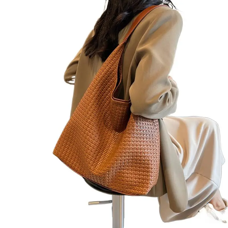 Retro Woven Shoulder Bag Black Large Capacity Women - Image 9