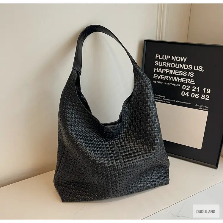 Retro Woven Shoulder Bag Black Large Capacity Women — feature 26