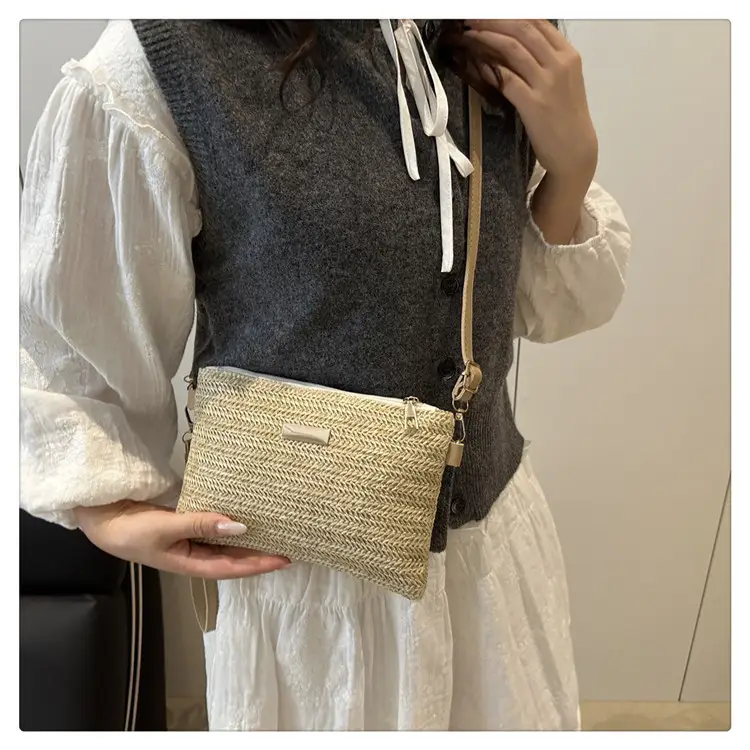 Women Woven Crossbody Bag White Square Design — feature 13