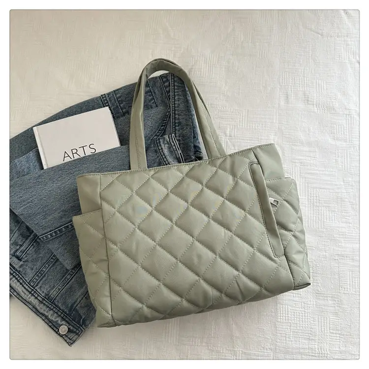 Black Quilted Women's Shoulder Bag 2026 New Model — feature 41