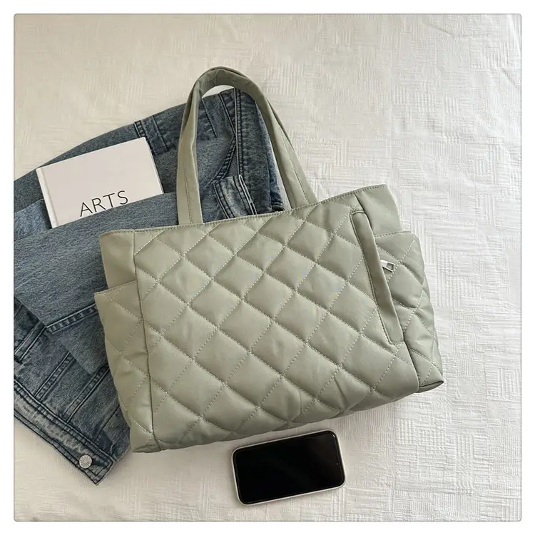 Black Quilted Women's Shoulder Bag 2026 New Model — feature 42