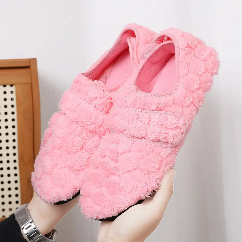 Pink Furry Casual Slippers for Women Winter Comfort