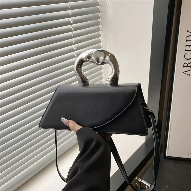 French Style Black Square Crossbody Bag for Women - Image 8