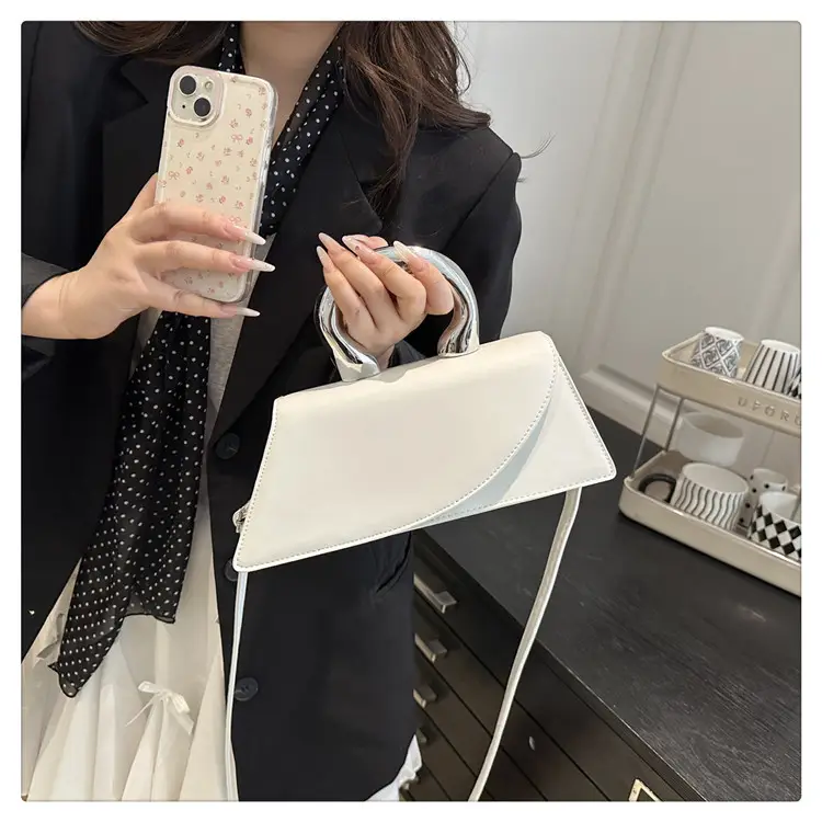 French Style Black Square Crossbody Bag for Women — feature 17